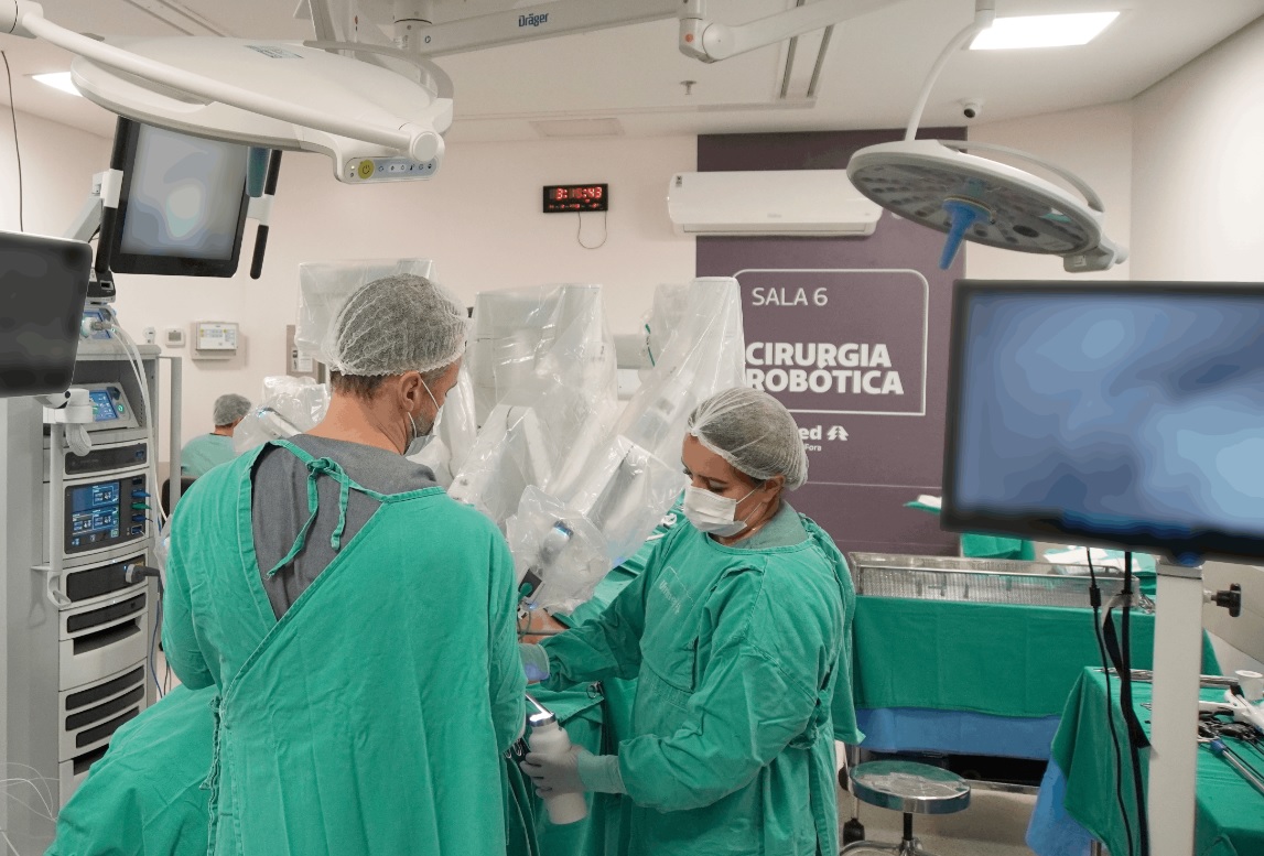 Unimed JF - Hospital Unimed realiza primeira amputação abdominoperineal do reto por cirurgia robótica da Zona da Mata 