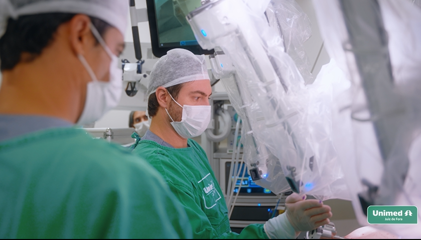 Unimed JF - Hospital Unimed realiza primeiras cirurgias robóticas em procedimentos de próstata e rim 